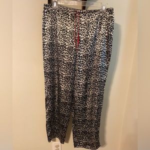 Victoria Secret PINK Leopard Sleep Pants EUC